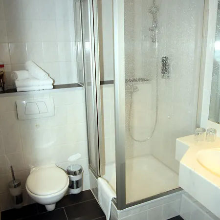 Ilmenauer Hof אילמנאו