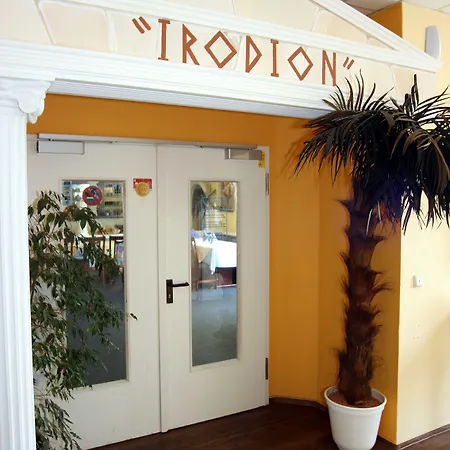 Ilmenauer Hof מלון 3*