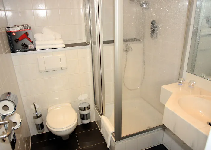 Ilmenauer Hof Szálloda 3*